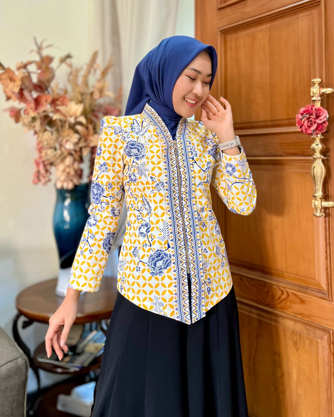 Blangkon Klasik Semarang & Bros Kebaya Etnik Set - Tampilan 4:5 Foto 1