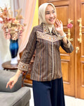Kebaya Batik Encim Modern Lis Brokat Etnik - Tampilan 4:5 Foto 1