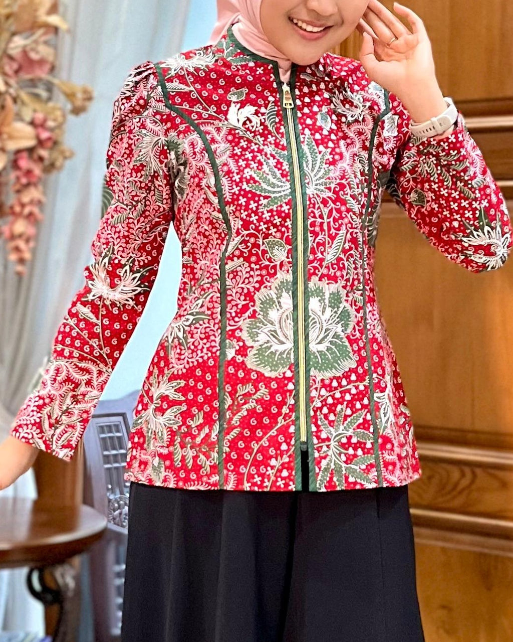 Sarimbit Signature Elegance Kemeja & Tunik Royal Navy - Tampilan 4:5 Foto 3