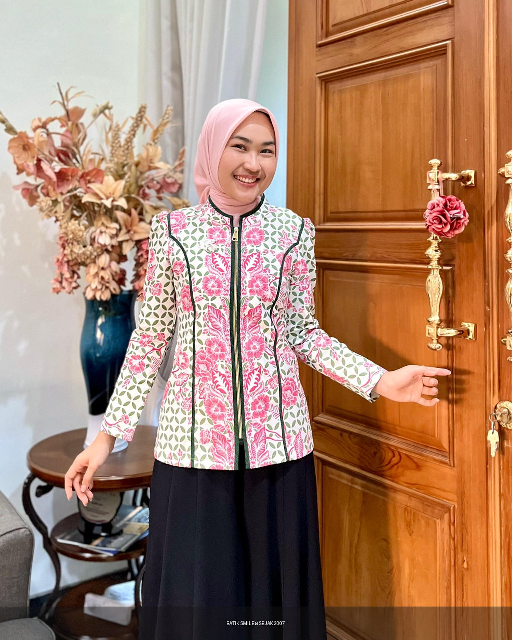 Sarimbit Kondangan Gamis & Kemeja Furing Maroon Gold - Tampilan 4:5 Foto 5